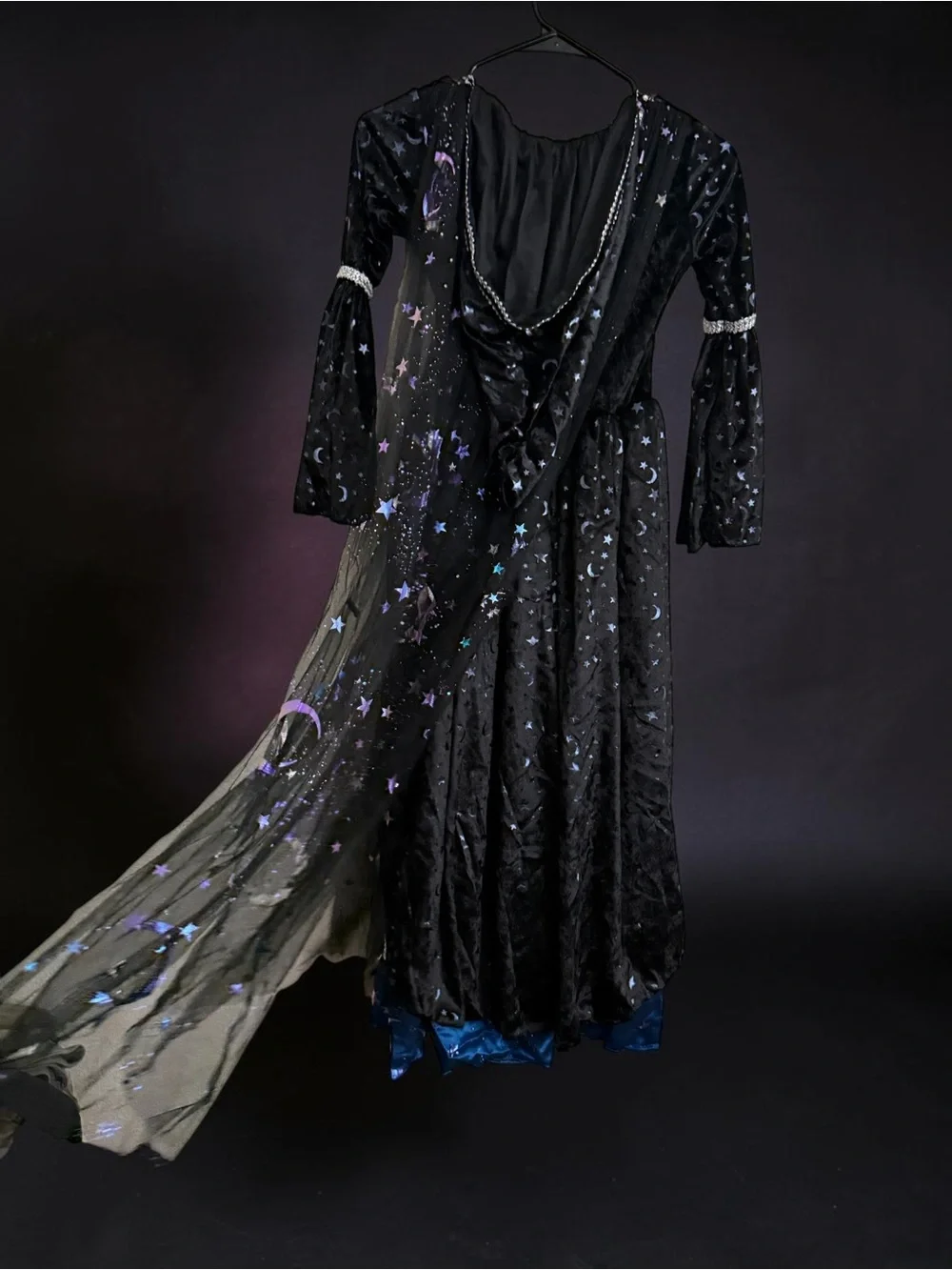 Spirit print sleeves velvet
